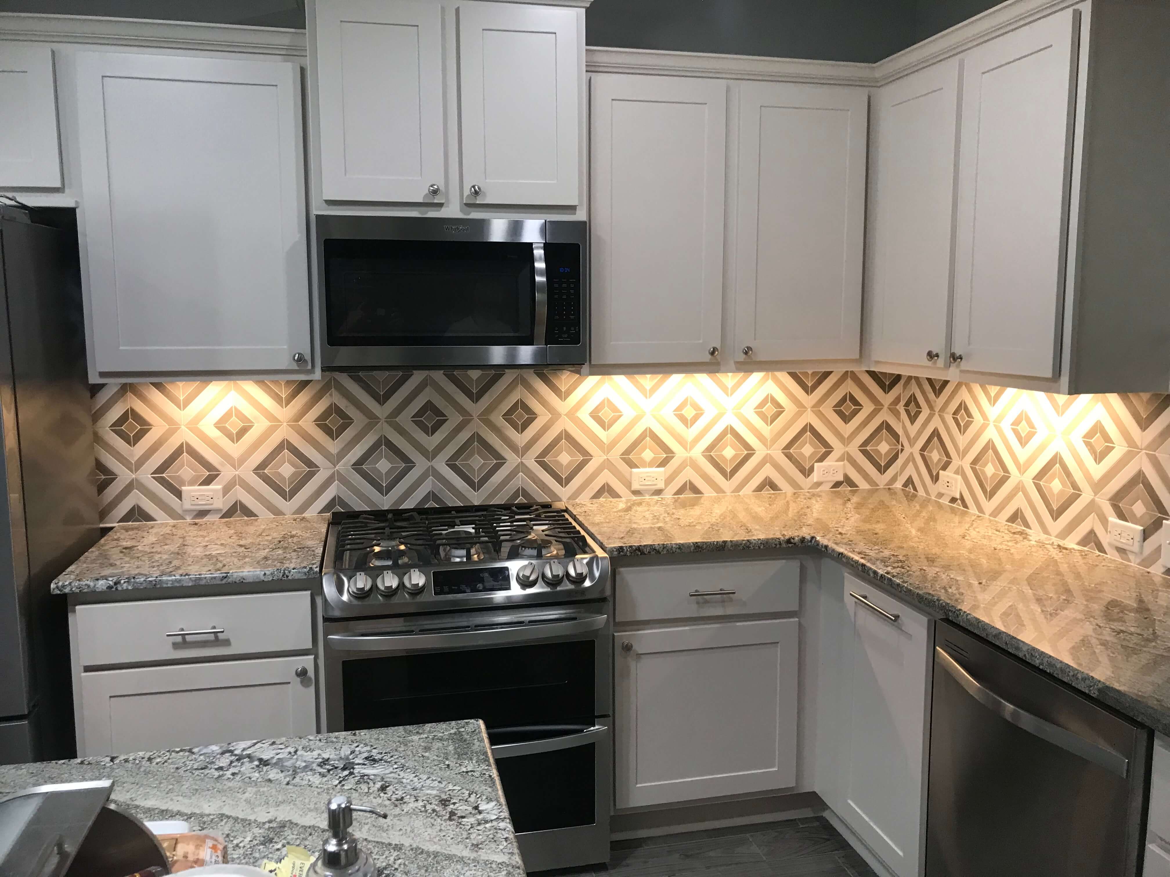Best Kitchen Backsplash Installer In Central Texas, Serving San Marcos, Texas and Surrounding Cities